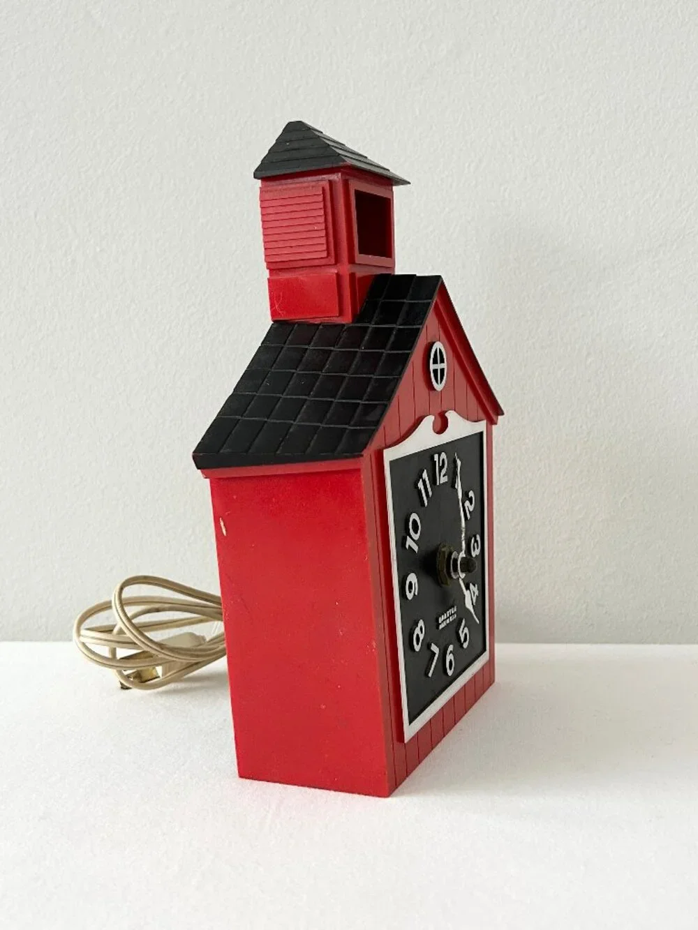 Vintage Spartus Red Schoolhouse Wall Clock Quartz Electric USA For PARTS REPAIR
